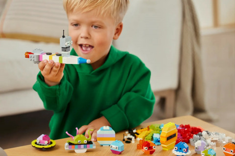 LEGO Classic 11037 Kreatywne planety - Galeria zdjęcie 11