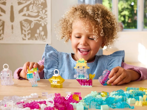 LEGO CLASSIC 11040 Magiczny zestaw z przezroczystymi klockami - Galeria zdjęcie 11