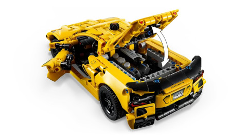 LEGO TECHNIC 42205 Chevrolet Corvette Stingray - Galeria zdjęcie 7