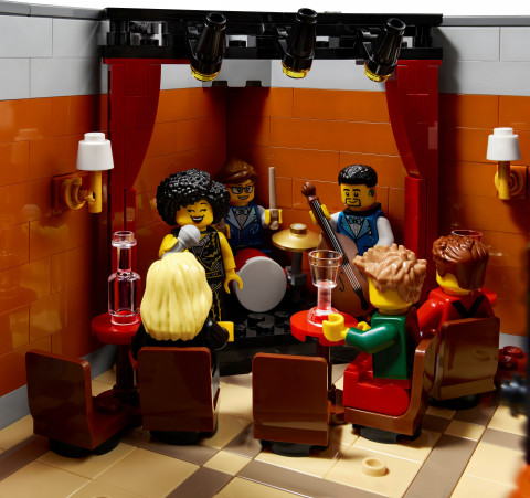 LEGO Icons 10312 Klub Jazzowy - Galeria zdjęcie 8