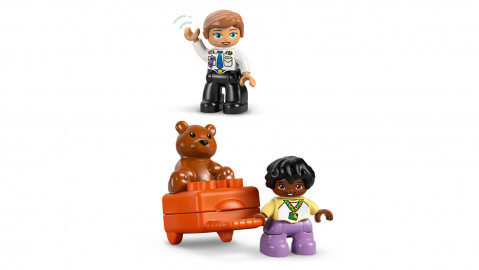 LEGO DUPLO 10443 FIRST TIME AT THE AIRPORT - Galeria zdjęcie 5