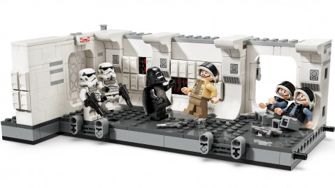 LEGO Star Wars 75387 Wejście na pokład statku kosmicznego Tantive IV - Galeria zdjęcie 4