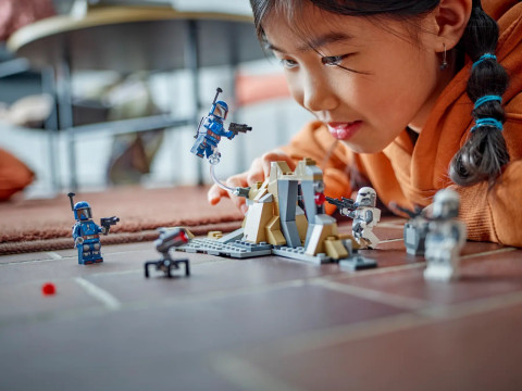 LEGO Star Wars 75373 Zasadzka na Mandalorze — zestaw bitewny - Galeria zdjęcie 6