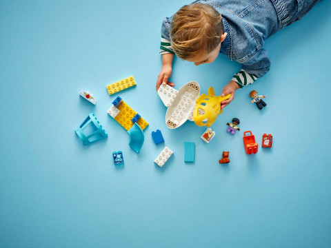 LEGO DUPLO 10443 FIRST TIME AT THE AIRPORT - Galeria zdjęcie 7