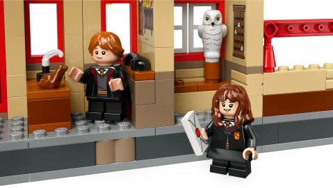 LEGO Harry Potter 76423 Ekspres do Hogwartu i stacja w Hogsmeade - Galeria zdjęcie 7