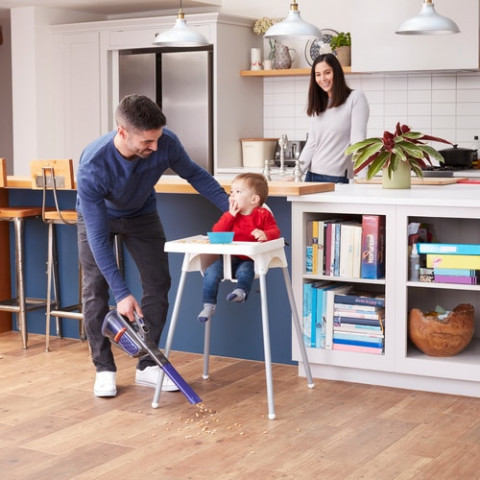 BD ODKURZACZ DOMOWY 18V Black&Decker - Galeria zdjęcie 2