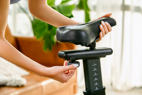Rower stacjonarny, magnetyczny OVICX Q200X z ekranem dotykowym 15,6" TFT, WIFI bluetooth&app - Galeria zdjęcie 17