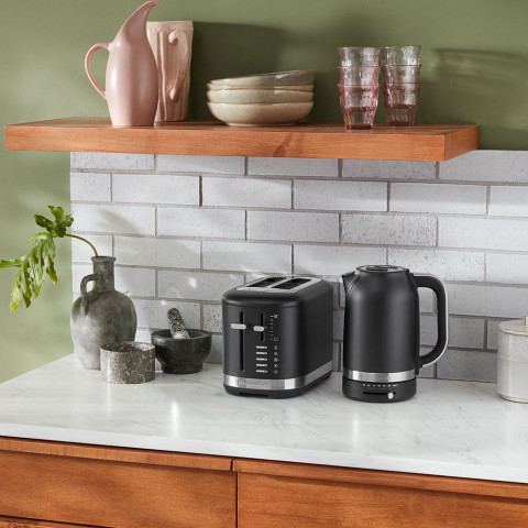 Czajnik elektryczny KitchenAid 5KEK1701EBM - Galeria zdjęcie 5