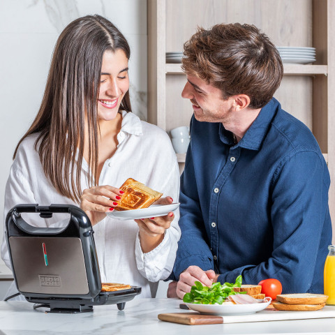 Opiekacz do kanapek Black+Decker BXSA753E - Galeria zdjęcie 9