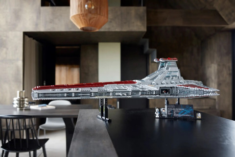 LEGO Star Wars 75367 Gwiezdny Niszczyciel typu Venator - Galeria zdjęcie 12