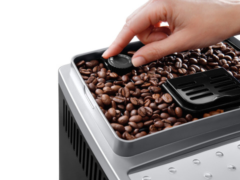 Ekspres ciśnieniowy DeLonghi ECAM 250.23.SB - Galeria zdjęcie 4