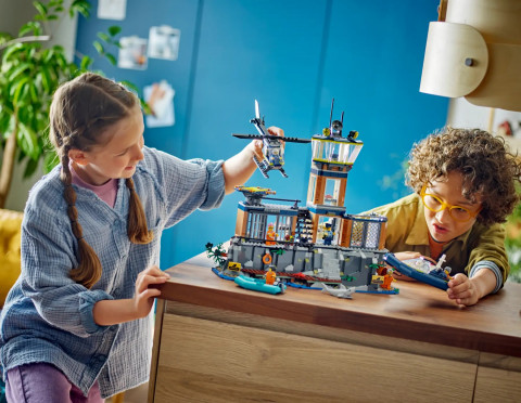 LEGO City 60419 Policja z Więziennej Wyspy - Galeria zdjęcie 9