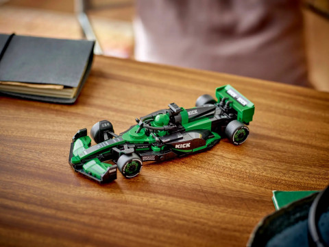 LEGO Speed Champions 77247 Bolid F1® KICK Sauber Team C44 - Galeria zdjęcie 10