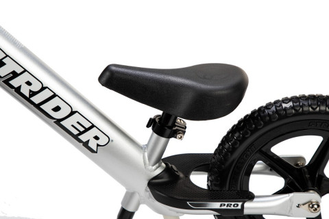 strider-rowerek-biegowy-12-quot-pro-silver 8.jpg