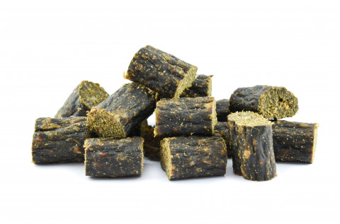 MACED NATUREL SOFT przysmak dla psa z królikiem i rozmarynem - przysmak - 100g - Galeria zdjęcie 2