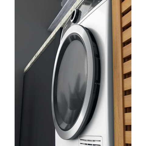 Suszarka z pompą ciepła HOTPOINT H8 D94WB EU - Galeria zdjęcie 3