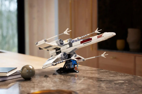 LEGO Star Wars 75355 Myśliwiec X-Wing - Galeria zdjęcie 11
