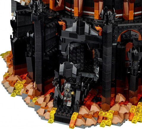 LEGO ICONS 10333 Władca pierścieni: Barad-dur - Galeria zdjęcie 10