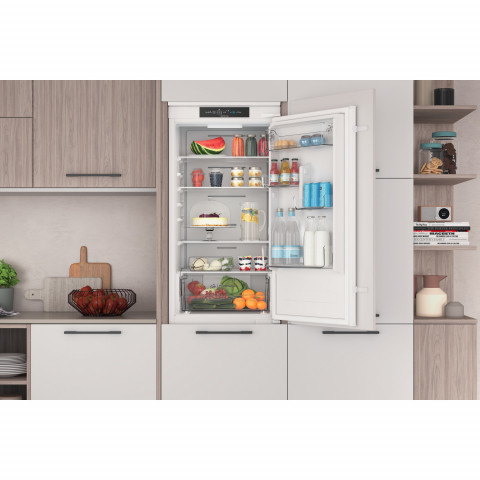 Lodówka do zabudowy INDESIT INC18 T311 Total No Frost - Galeria zdjęcie 10