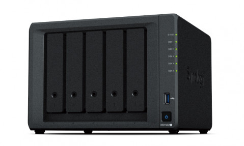 NAS Synology DS1522+; Tower; 5x (3.5" SATA HDD); AMD Ryzen R1600; 8 GB DDR4 ECC SODIMM (max. 32GB), 4 x 1GbE RJ-45 - Galeria zdjęcie 1