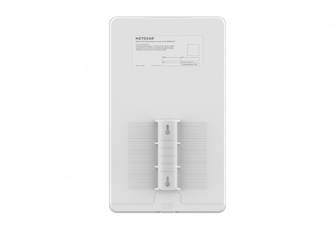 Acces Point Wi-Fi 6 Netgear WAX610Y 2,4GHz(2x2)/5GHz(2x2) PoE+/PoE 1x2,5G - Galeria zdjęcie 4