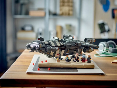 LEGO Star Wars 75374 Onyx Cinder - Galeria zdjęcie 8