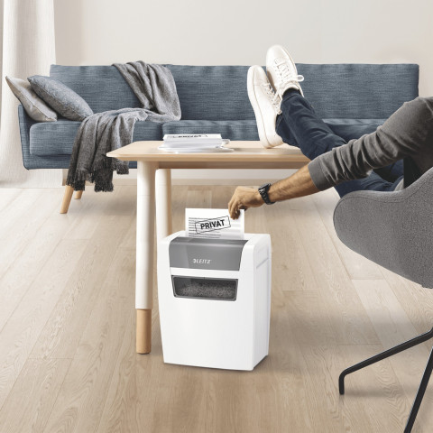 Leitz Niszczarka IQ Home, P4, 6 kartek, 15 l kosz - Galeria zdjęcie 9