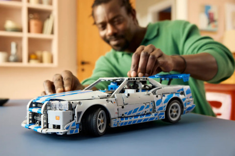 LEGO TECHNIC 42210 2 FAST 2 FURIOUS NISSAN SKYLINE GT-R (R3 - Galeria zdjęcie 9