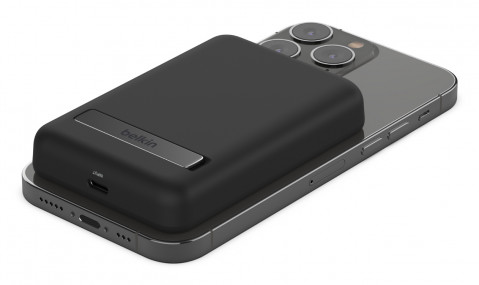 Powerbank bezprzewodowy Belkin BoostCharge Magnetic Wireless Power Bank 5K + Stand MagSafe Compatible 5000mAh 7,5W Black - Galeria zdjęcie 5