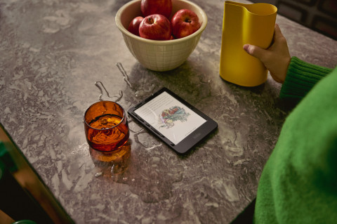 Czytnik e-booków Kobo Clara Colour 6" E-Ink Kaleido 3 16GB WI-FI Black - Galeria zdjęcie 10