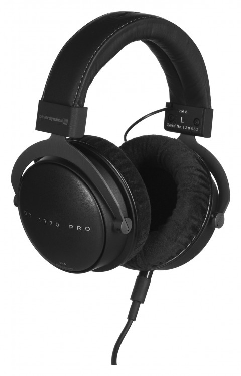 Beyerdynamic DT 1770 PRO 250 OHM - Słuchawki studyjne zamknięte - Galeria zdjęcie 1