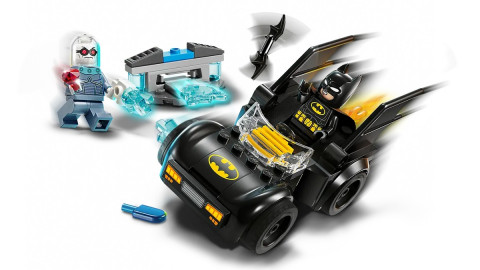 LEGO DC SUPER HEROES 76301 Batman i Batmobil kontra Mr. Freeze - Galeria zdjęcie 5