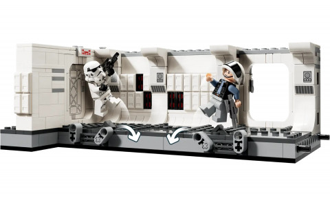 LEGO Star Wars 75387 Wejście na pokład statku kosmicznego Tantive IV - Galeria zdjęcie 5