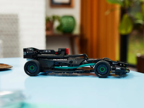 LEGO Technic 42165 Mercedes-AMG F1 W14 E Performance Pull-Back - Galeria zdjęcie 8