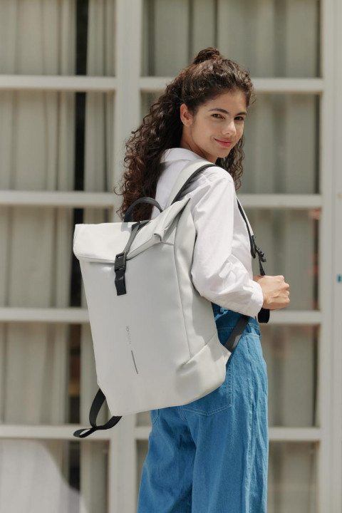 XD DESIGN PLECAK URBAN FLAP-ROP OFF WHITE - Galeria zdjęcie 7