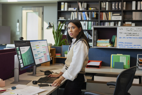HP Klawiatura ergonomiczna bezprzewodowa + numeryczna 965 7E756AA czarna - Galeria zdjęcie 4