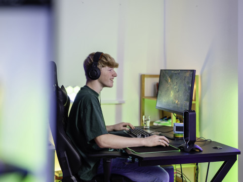 Stojak na słuchawki GXT265 CINTAR RGB HEADSET STAND - Galeria zdjęcie 7
