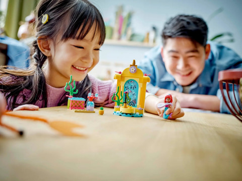LEGO Disney 43235 Scena muzyczna Arielki - Galeria zdjęcie 6