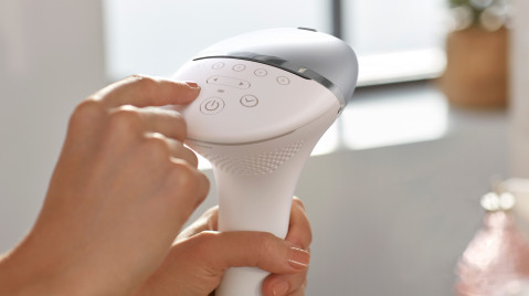 Depilacjia światłem PHILIPS LUMEA BRI 940/00 - Galeria zdjęcie 2