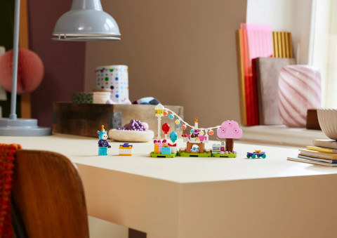 LEGO Animal Crossing 77046 Przyjęcie urodzinowe Juliana - Galeria zdjęcie 9