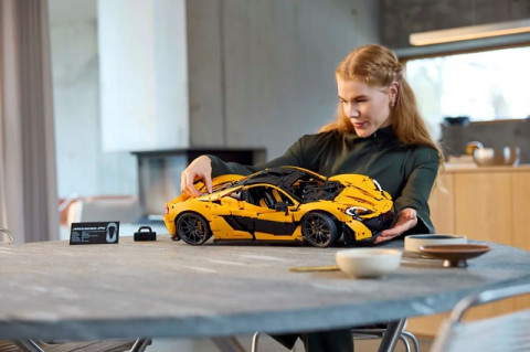 LEGO TECHNIC 42172 McLaren P1 - Galeria zdjęcie 9