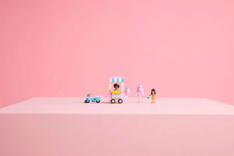 LEGO FRIENDS 42643 Stoisko z watą cukrową i skuter - Galeria zdjęcie 10