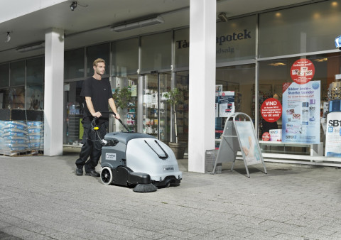 NILFISK Zamiatarka bezpyłowa SW900 84B - Galeria zdjęcie 5