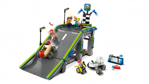 LEGO CITY 60460 Bez granic: tor z rampami dla wyścigówek - Galeria zdjęcie 4