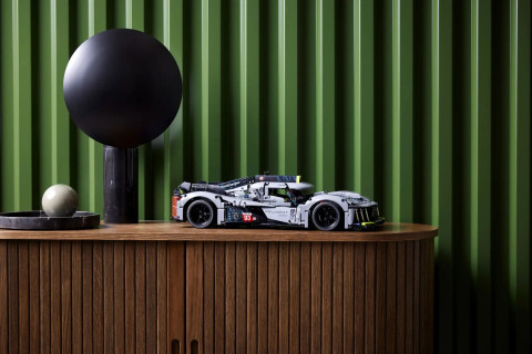 LEGO Technic 42156 PEUGEOT 9X8 24H Le Mans Hybrid - Galeria zdjęcie 8