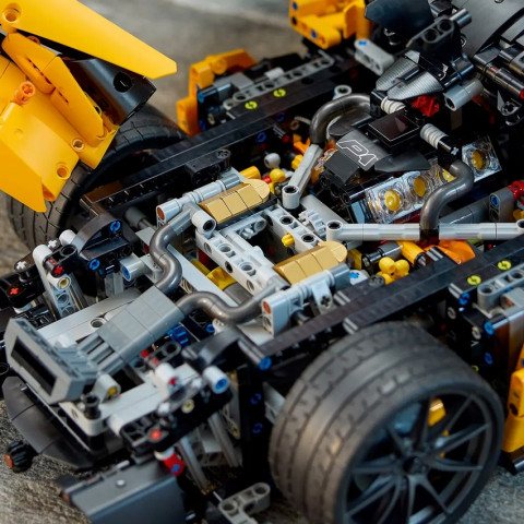 LEGO TECHNIC 42172 McLaren P1 - Galeria zdjęcie 8
