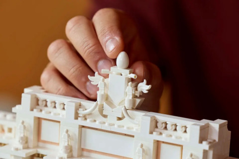 LEGO ARCHITECTURE 21062 Fontanna di Trevi - Galeria zdjęcie 7