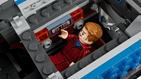 LEGO Super Heroes 76286 Strażnicy Galaktyki: statek kosmiczny Milano - Galeria zdjęcie 7