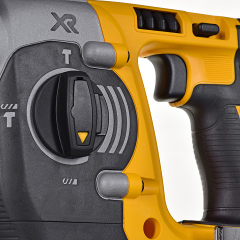 Młotowiertarka 18V+2x 5,0Ah Li-Ion DCH273P2T DEWALT - Galeria zdjęcie 6