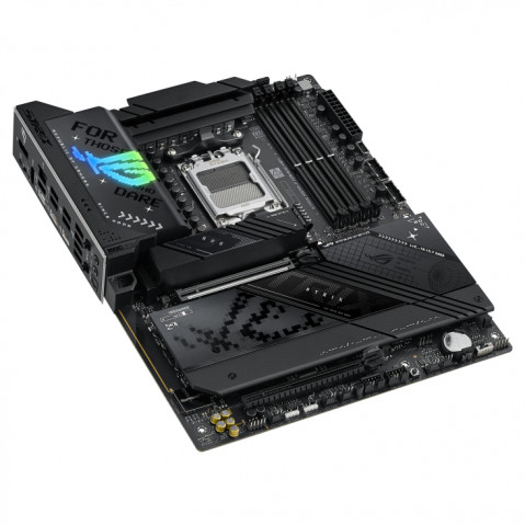 Płyta główna ASUS ROG STRIX X870-F GAMING WIFI - Galeria zdjęcie 6
